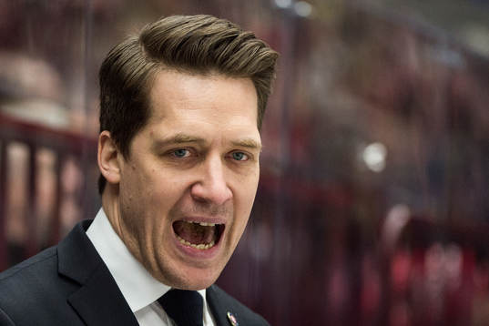 Växjös tränare Sam Hallam