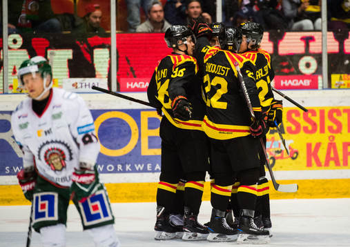 Brynäs spelare jublar
