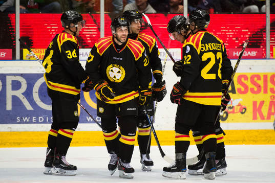 Brynäs Drew Miller jublar