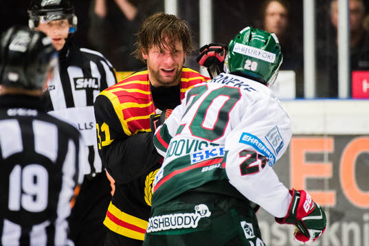 Brynäs Jonathan Granström i bråk med Frölundas Joel