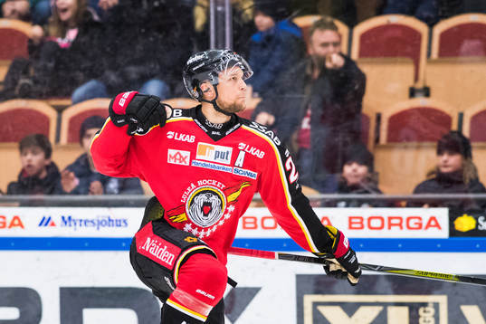 Luleås Johan Harju jublar