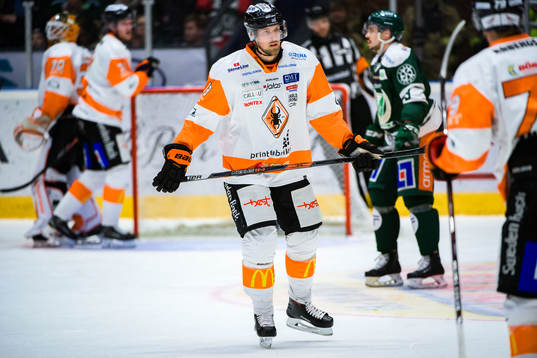 Karlskronas Emil Larsson deppar