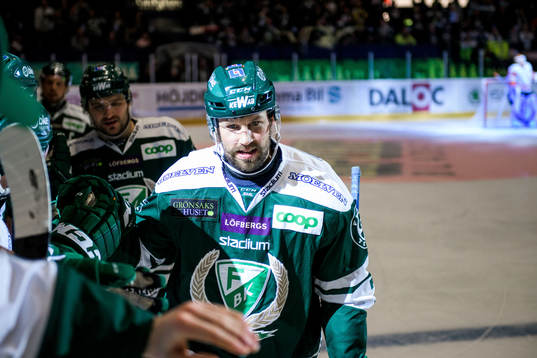 Färjestads Dick Axelsson jublar