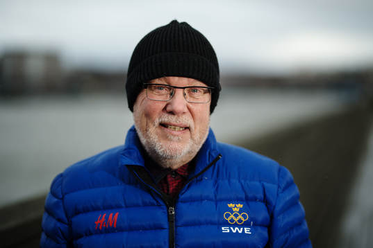 Förbundskaptenen för Sveriges damlandslag i ishockey Leif