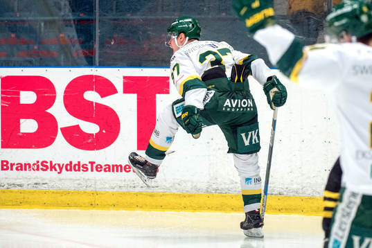 Björklövens Jacob Andersson jublar