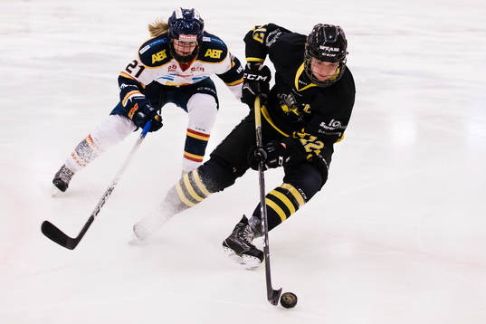 s Sabina Küller och Djurgårdens Elin Johansson