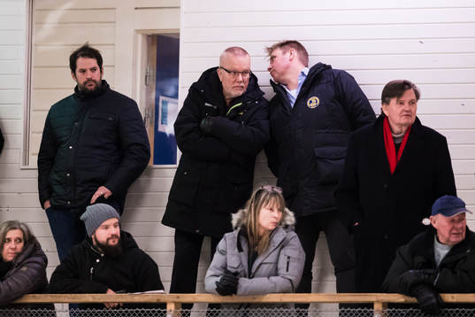 Damkronornas förbundskapten Leif Boork (v)
