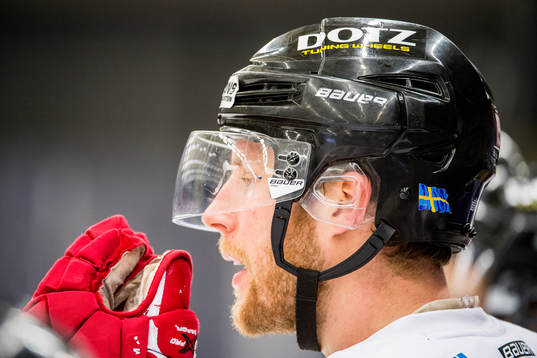 Vita Hästens Simon Mitman