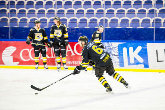 Panterns spelare värmer upp