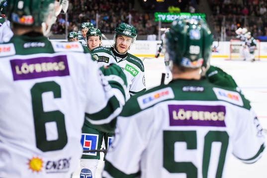 Färjestads Niklas Fogström jublar