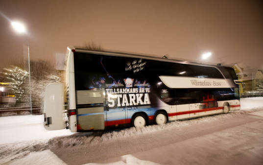 Linköpings spelarbuss i snön