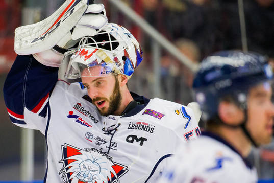 Linköpings målvakt Jonas Gustavsson deppar