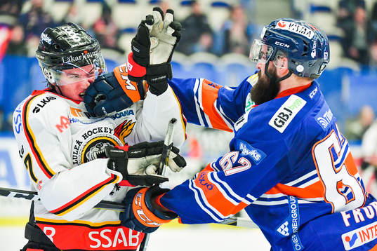 Luleås Isac Lundeström och Växjös Linus Fröberg