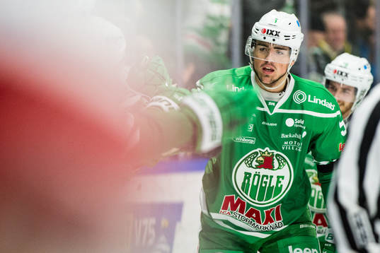 Rögles Alen Bibic jublar
