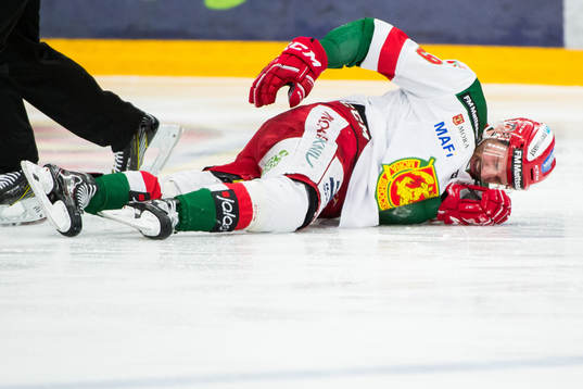 Moras John Persson med skada