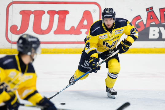 s Stefan Elliott