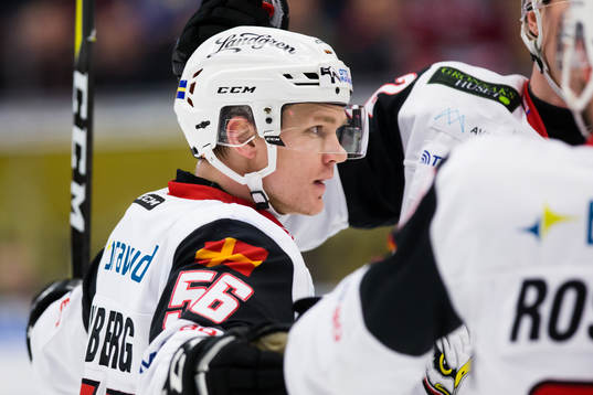 Malmö Redhawks Tobias Ekberg  jublar