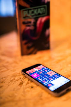 ny app Fast Track för betalning och ny hamburgeria Puckat