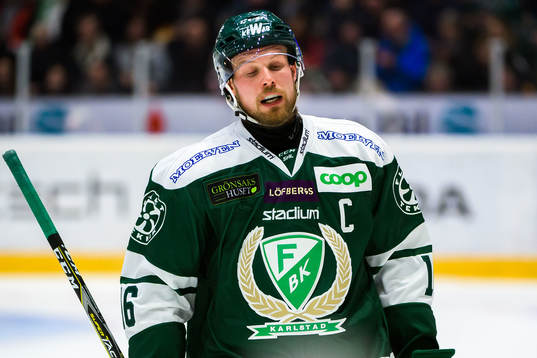 Färjestads Alexander Johansson deppar