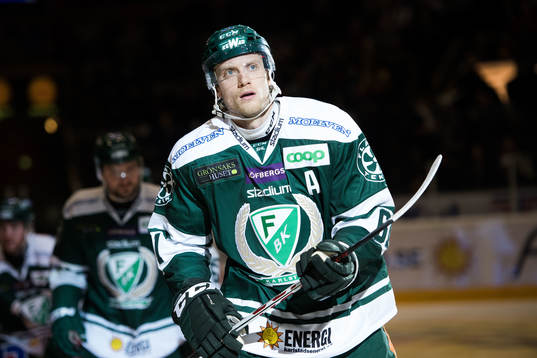 Färjestads Johan Ryno jublar
