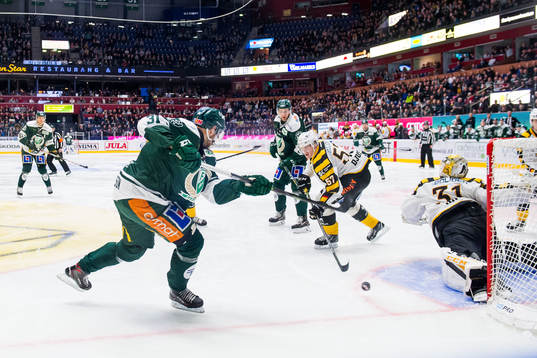 Färjestads Dick Axelsson, Skellefteås Emil Djuse och