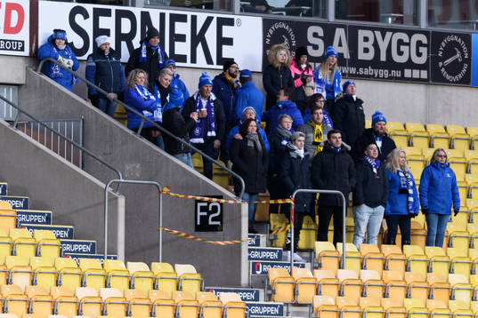 Sarpsborgs supportrar på ,läktaren