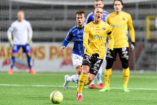 Elfsborgs Jesper Karlsson och Sarpsborgs Kristoffer Normann