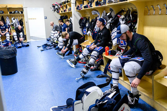 Linköpings omklädningsrum före ishockeymatchen i SHL