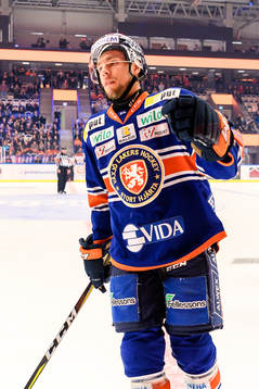 Växjös Robert Rosén jublar
