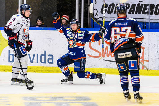 Växjös Tuomas Kiiskinen jublar