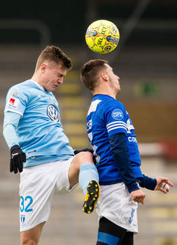 Malmö FFs Mattias Svanberg och Fremad Amager Hakan Redzep