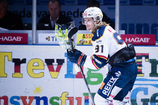 Djurgårdens Axel Jonsson Fjällby uppmärksammas för sina