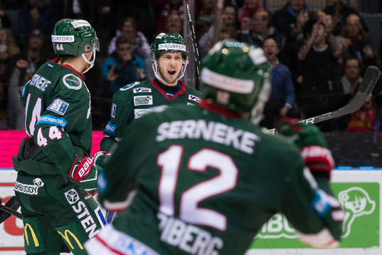 Frölundas Matt Donovan jublar