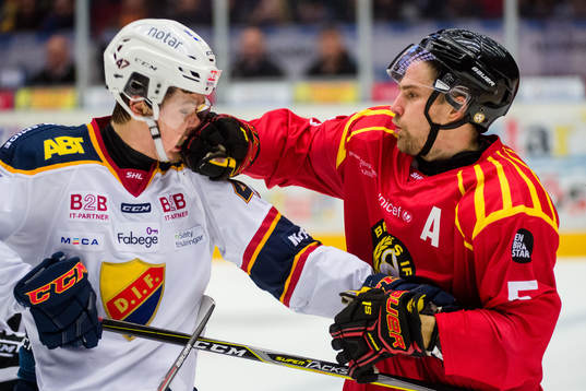 Djurgårdens Linus Johansson i bråk med Brynäs Lukas