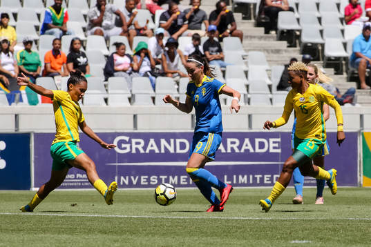 Sveriges Kosovare Asllani