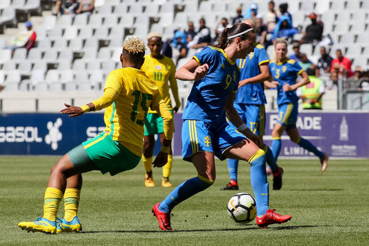 Sveriges Kosovare Asllani