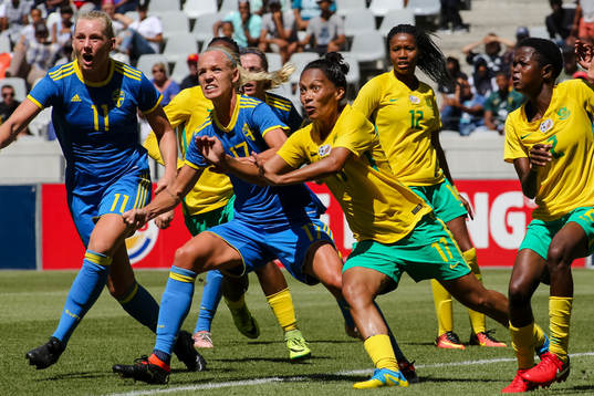 Sveriges Stina Blackstenius och Caroline Seger