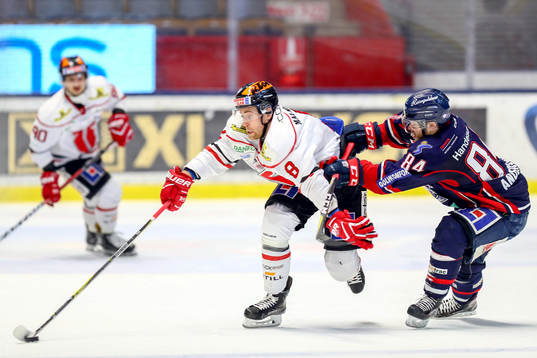 Örebros Tyson Spink och Linköpings Jimmy Andersson