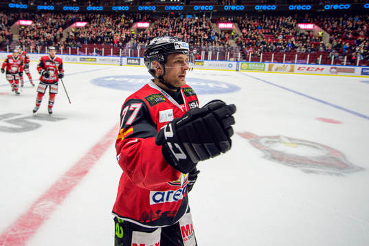 Malmö Redhawks Daniel Zaar jublar