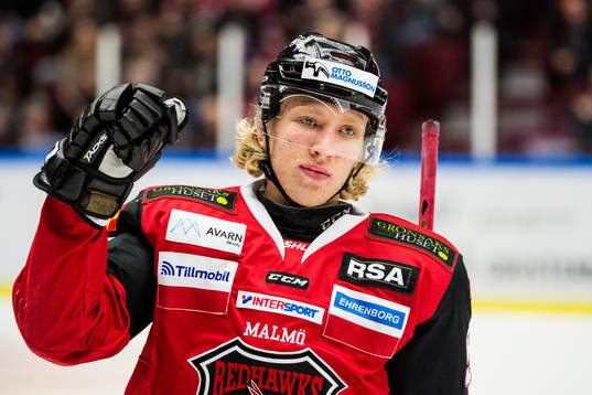 Malmö Redhawks Marcus Sylvegård jublar