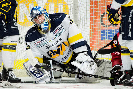 s målvakt Fredrik Pettersson-Wentzel deppar