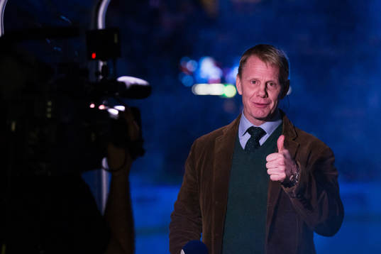 Cmores Niklas Wikegård gör tummen upp