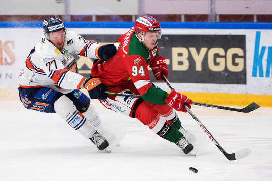 Växjös Martin Lundberg och Moras Sebastian Hartmann i