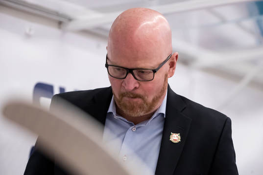 Moras tränare Johan Rosen  i ishockeymatchen i SHL mellan