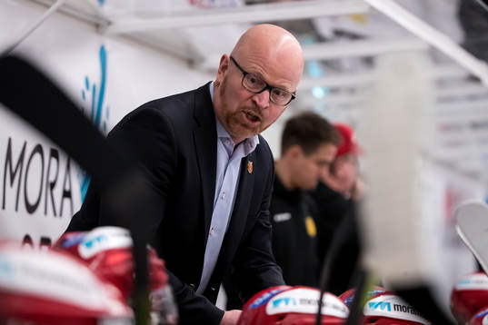 Moras tränare Johan Rosen  i ishockeymatchen i SHL mellan