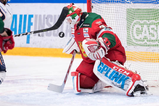 Moras målvakt Christian Engstrand  i ishockeymatchen i SHL
