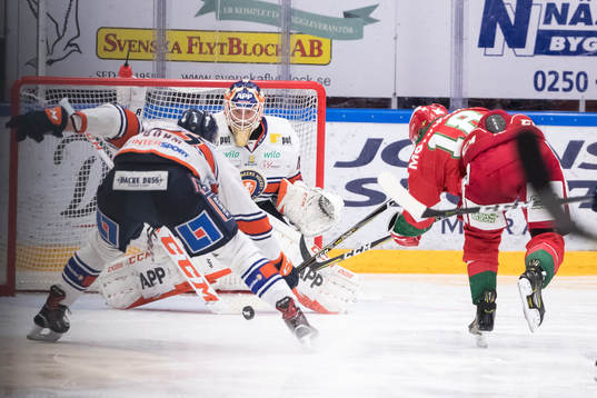 Växjös Oliver Bohm och Moras Emil Aronsson och Växjös