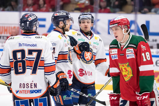 Växjös Eric Martinsson och Liam Reddox och Robert Rosén