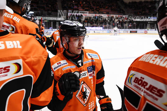 Karlskronas Joel Kellman jublar