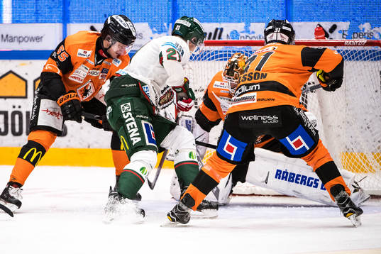 Frölundas Christoffer Ehn oroar framför Karlskronas
